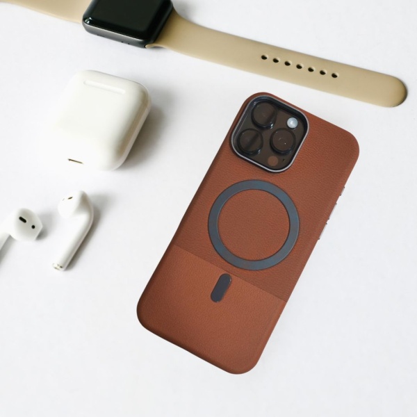 Leather Magnetic Case for iPhone 15 Pro Max – PU + TPU + PC Hybrid, Slim Shockproof Back Cover with MagSafe Compatibility – Brown UAE | DUBAI عکس 4 